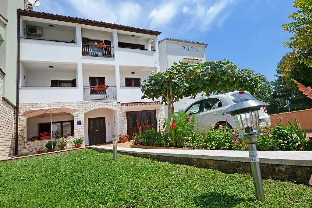 Apartments Palmic Porec 0*,